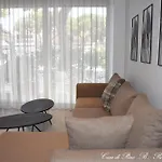 Casa Di Pino In Paradisi Square Near Airport 帕拉代西翁