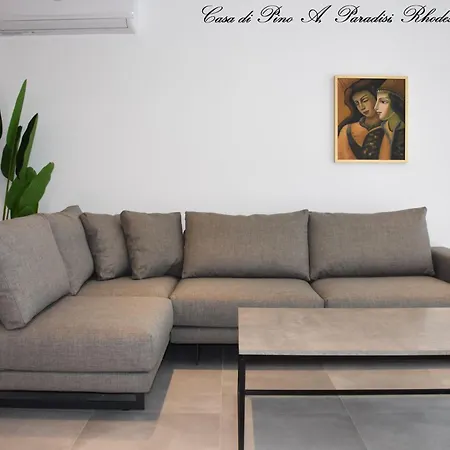 Appartement Casa Di Pino In Paradisi Square Near Airport