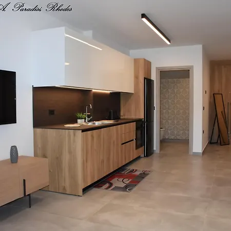 Casa Di Pino In Paradisi Square Near Airport *