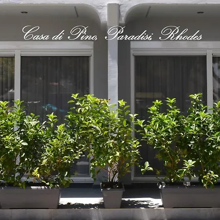 Daire Casa Di Pino In Paradisi Square Near Airport Paradeísion