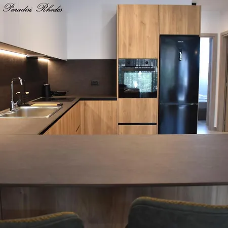 Daire Casa Di Pino In Paradisi Square Near Airport *