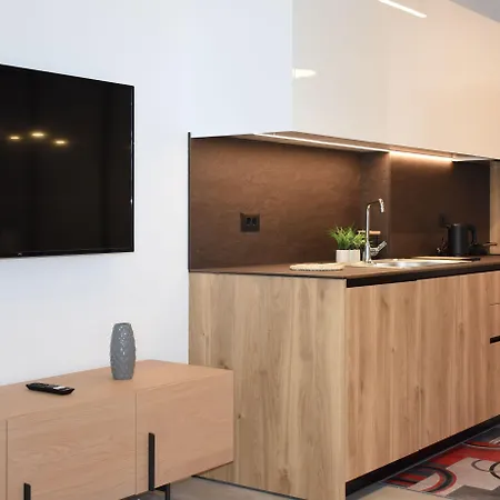 Apartamento Casa Di Pino In Paradisi Square Near Airport *