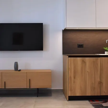 Apartamento Casa Di Pino In Paradisi Square Near Airport Paradeísion