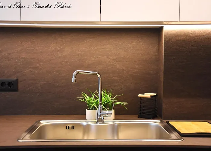 Casa Di Pino In Paradisi Square Near Airport