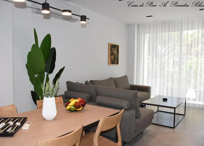 Casa Di Pino In Paradisi Square Near Airport