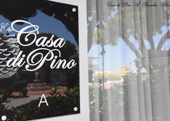 Casa Di Pino In Paradisi Square Near Airport * Paradeísion
