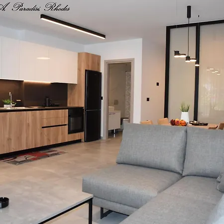 Casa Di Pino In Paradisi Square Near Airport Apartman