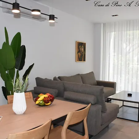 Casa Di Pino In Paradisi Square Near Airport Paradíszi