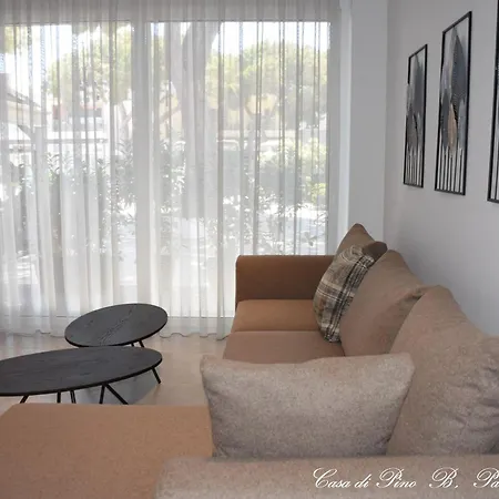 Casa Di Pino In Paradisi Square Near Airport